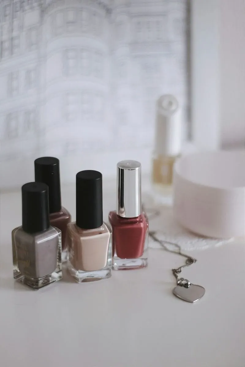 De Wereld van Nagellak: Kleuren, Trends en Tips