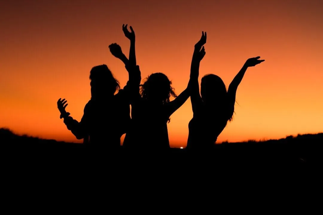 Golven, wijn en zonnebrand: dit is geen doorsnee girls trip