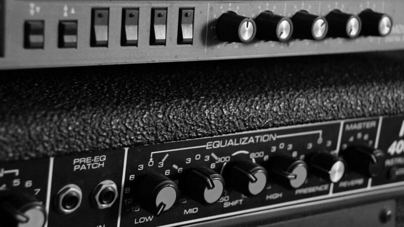 Een diepe duik in de wereld van audio versterkers: verschillende soorten en hun gebruik