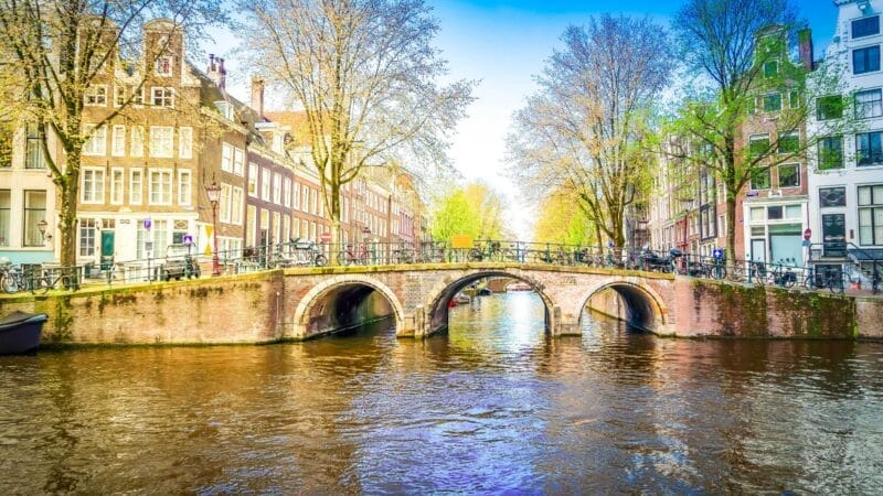 De mooiste zonsondergangen in Amsterdam!