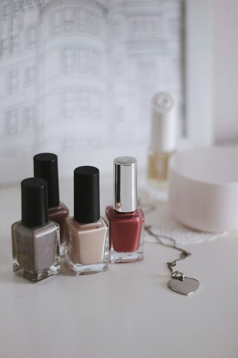 De Wereld van Nagellak: Kleuren, Trends en Tips